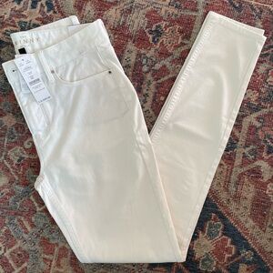 White House Black Market high rise skinny ankle